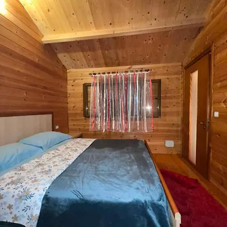 Hytte Llogara Wood *